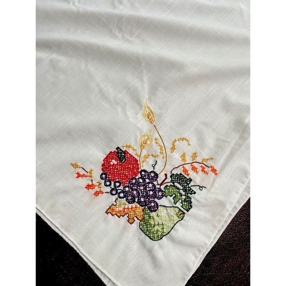 VTG Tablecloth & Napkins Fall Harvest Pumpkins Fruit Mushrooms Hand Embroidered - Picture 4 of 12